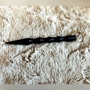 Key ring window breaker